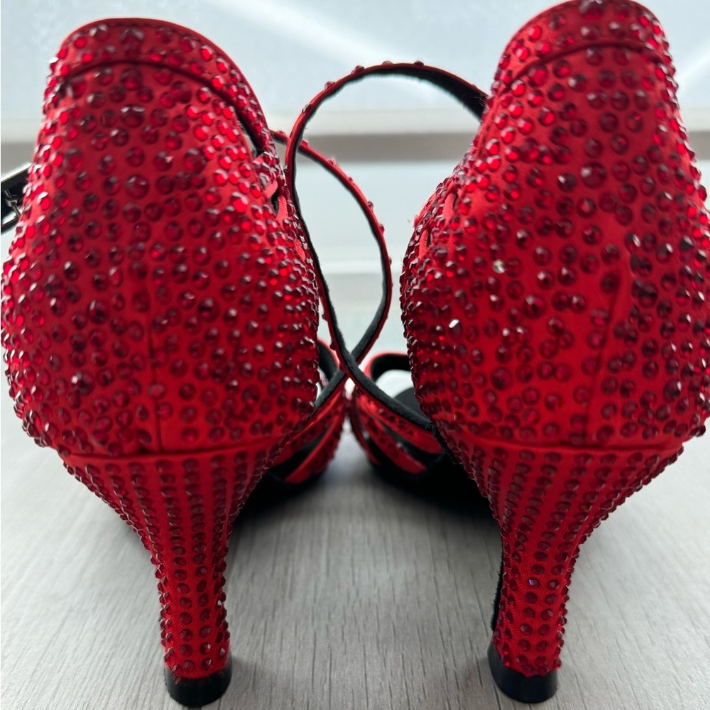 Latin Shoes for dancing almost new